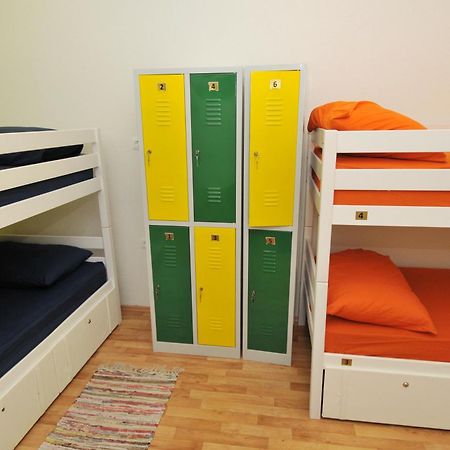 Oasis Hostel Сплит Екстериор снимка
