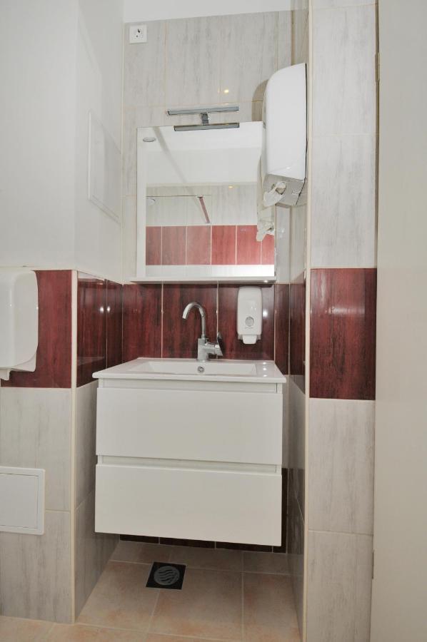 Oasis Hostel Сплит Екстериор снимка
