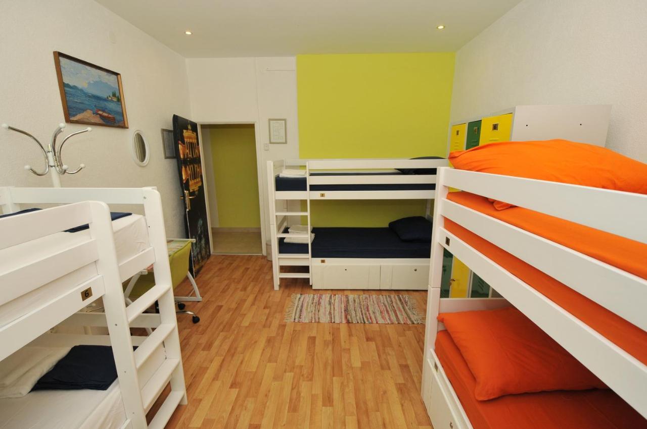 Oasis Hostel Сплит Екстериор снимка