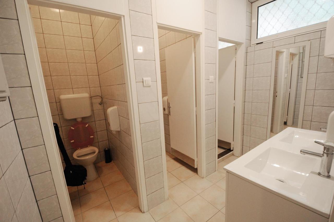 Oasis Hostel Сплит Екстериор снимка