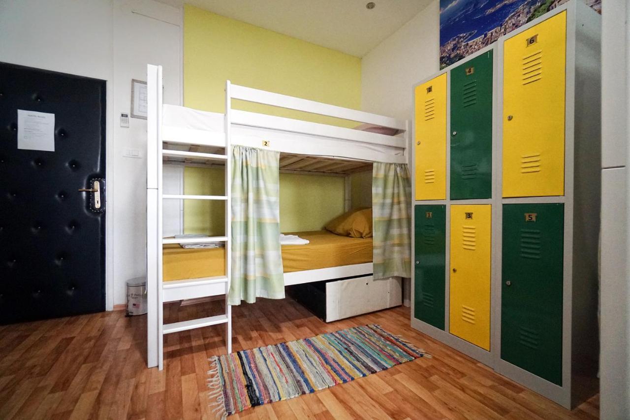 Oasis Hostel Сплит Екстериор снимка