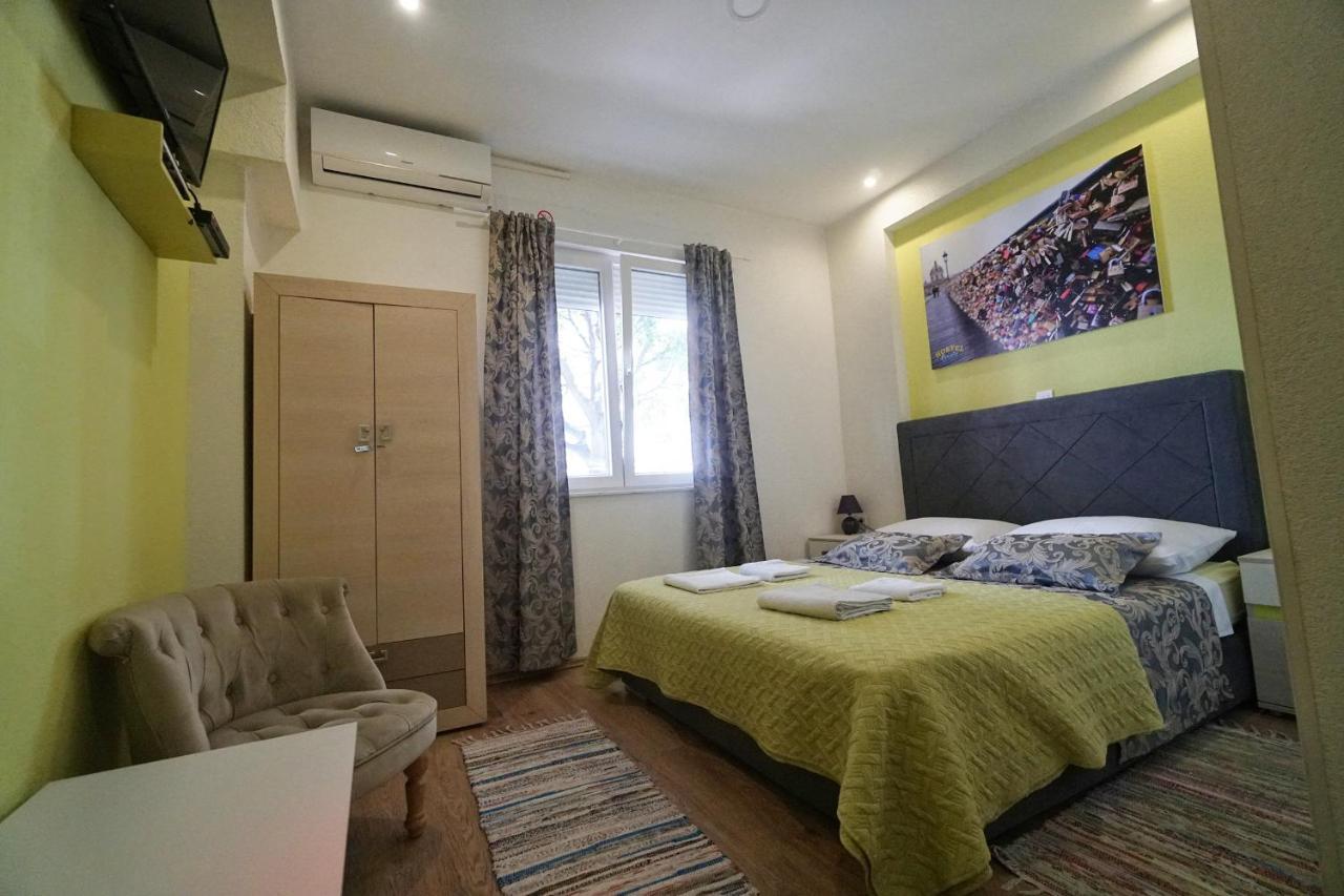 Oasis Hostel Сплит Екстериор снимка