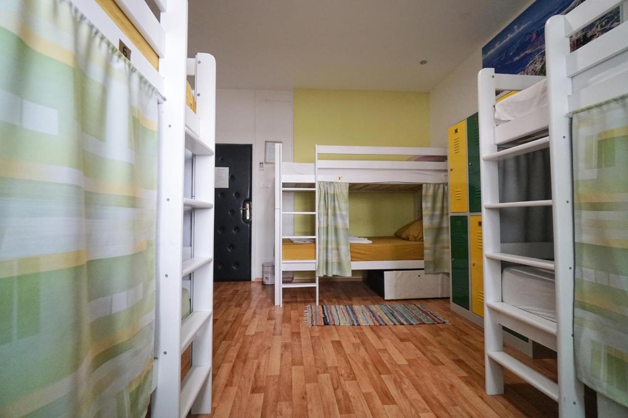 Oasis Hostel Сплит Екстериор снимка