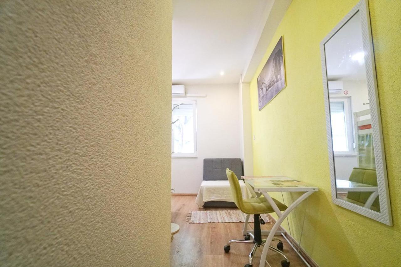 Oasis Hostel Сплит Екстериор снимка