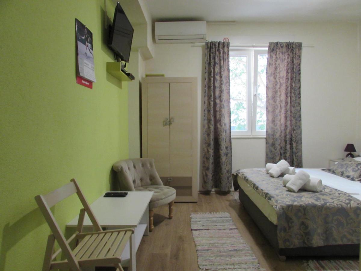 Oasis Hostel Сплит Екстериор снимка